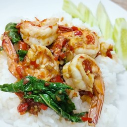 ข้าว กระเพรา กุ้ง