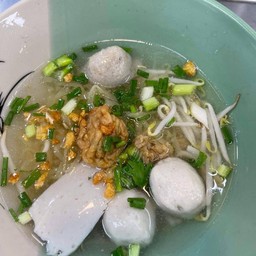 ก๋วยเตี๋ยวน้ำใส