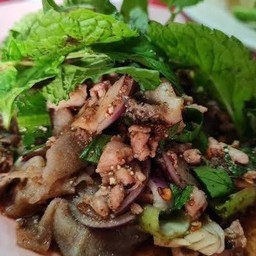 ลาบเนื้อ