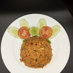 ข้าวผัดต้มยำ