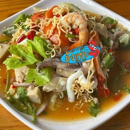 ตำมาม่ากุ้ง และ หมึก