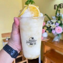 น้ำผึ้ง เลม่อนปั่น