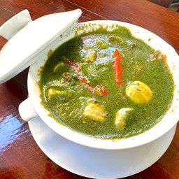 แกงลาวหมูสามชั้นไข่มรกต (ไข่ผำ)