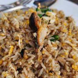 ข้าวผัดปลาเค็ม