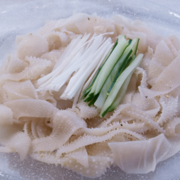 Shiro Senmai Sashimi