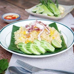 ข้าวผัดหมึก