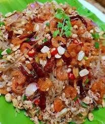 ยำวุ้นเส้นโบราณ