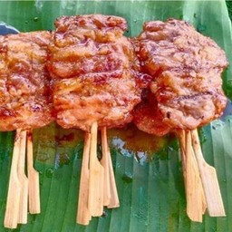 ลูกชิ้นปิ้งเจ้ส้ม