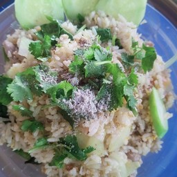 ข้าวผัดหมู