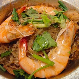 กุ้งอบวุ้นเส้นประชาอุทิศ By แม่เจ้าอบวุ้นเส้น