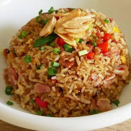 ข้าวผัดเบค่อน