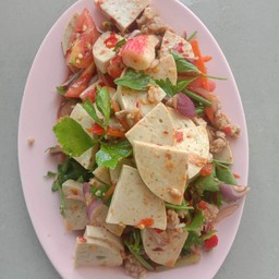 ยำหมูยอ