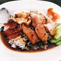 โปรอิ่มรวม- ข้าวหมูแดง+หมูกรอบ 5 ห่อ ฟรี 1ห่อ