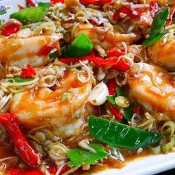 ผัดตะไคร้ ราดข้าว