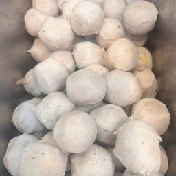 ลูกชิ้นเนื้อลวก