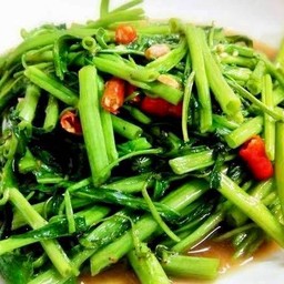 ผัดผักบุ้งไฟแดง