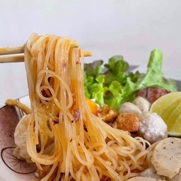 เส้นเล็กคลุก