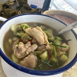 แกงอ่อมไก่