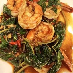 กระเพรากุ้ง