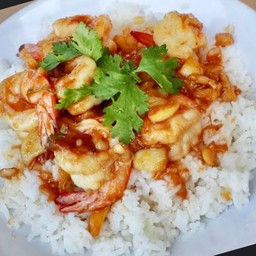 ข้าวกุ้งกระเทียม