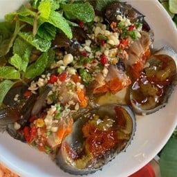 ปูไข่ราดซีฟู้ด