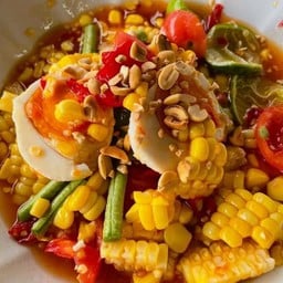 ตำข้าวโพดไข่เค็ม