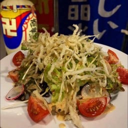 สลัดปลาเงิน