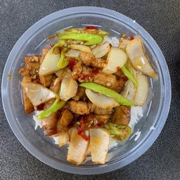ข้าวหน้าผัดพริกหยวกกุ้ง