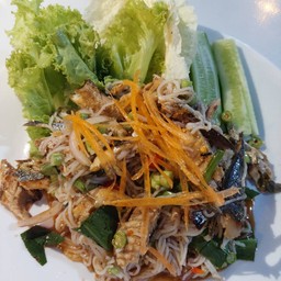 ยำขนมจีนปลาทู