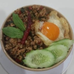 พี่ทำกับข้าวน้องทำขนม สาขา1 สาทร