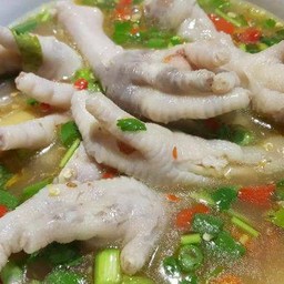 ต้มยำตีนไก่