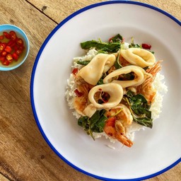 ข้าวกะเพรารวมมิตร