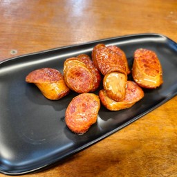 [กับข้าว] กุนเชียงหมูทอดอย่างดีแปดริ้ว 2 แท่ง 20 ชิ้น