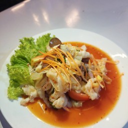 ยำเล็บมือนาง