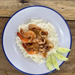 ข้าวทะเลทอดกระเทียม