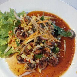 ยำหอยแครง