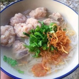 ก๋วยจั๊บญวน หมูเด้ง