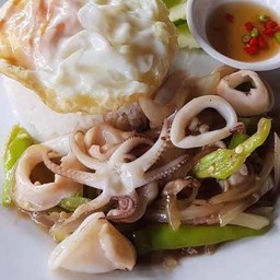 ข้าวพริกหยวกหมึก