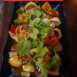 หมึกผัดไข่เค็ม