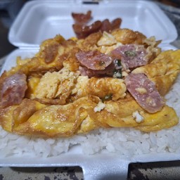 ข้าวไข่เจียวแหนม