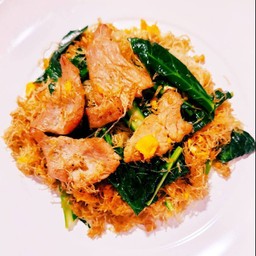 ผัดซีอิ๊วเส้นหมี่หมูนุ่ม+หมึก