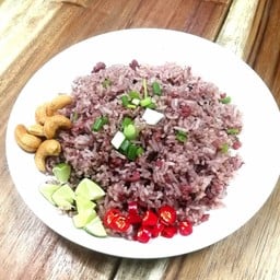 ข้าวผัดหนำเลี๊ยบหมูสับ黑橄榄炒饭