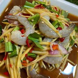 ยำมะม่วงกุ้งสด