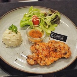 ST22 สเต็กไก่พริกไทยดำ  Chicken Steak