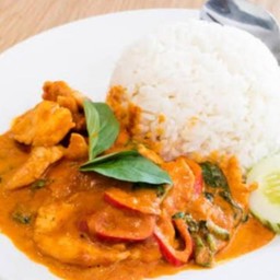 ข้าวพะแนงไก่