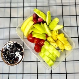 ผลไม้น้ำปลาหวานแม่นุ้ย BY คุณโต้ ผลไม้น้ำปลาหวานแม่นุ้ย BY คุณโต้