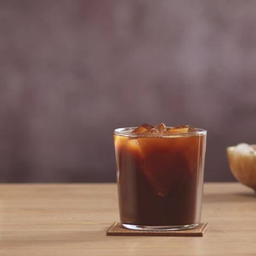 อเมริกาโน่เย็นคั่วกลางค่อนเข้ม