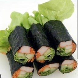 สลัดโรลห่อแผ่นสาหร่าย