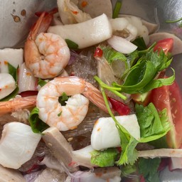 ยำวุ้นเส้นรวมมิตร