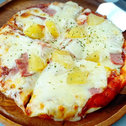 D2. พิซซ่าฮาวายเอี้ยน (บางกรอบ)